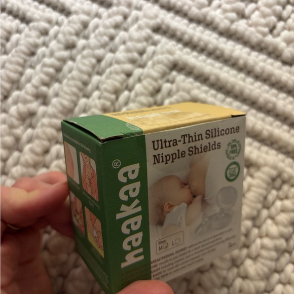 Ultra thin silicone nipple shields - Picture 7 of 7